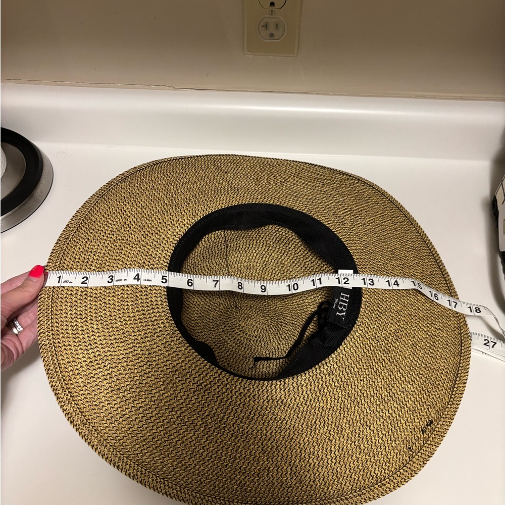 NWOT Straw Sun Hat - Picture 5 of 6